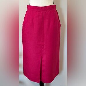 Villager Raw Silk Pencil Skirt. Size 12. Fully lined. Side pockets.